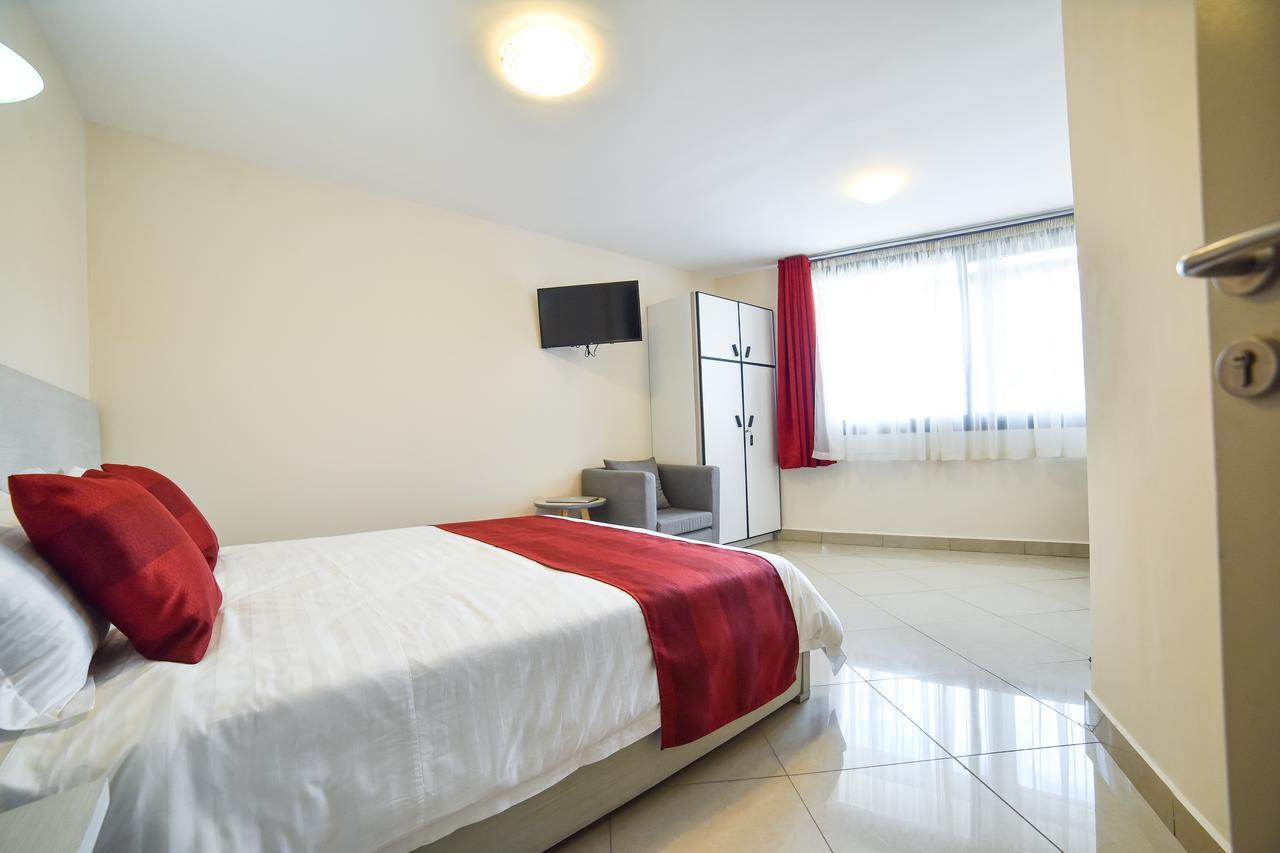 Lova Hotel Antananarywa Zewnętrze zdjęcie